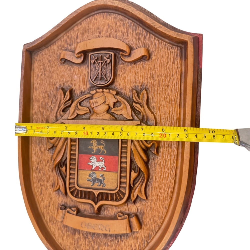 Vintage Wood-Look Oberg Family Crest Coat of Arms Wall Plaque Shield 15x9"‎ - Picture 8 of 8